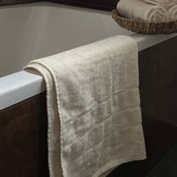 H�ndkl�de i Bambus - 70 x 140 cm