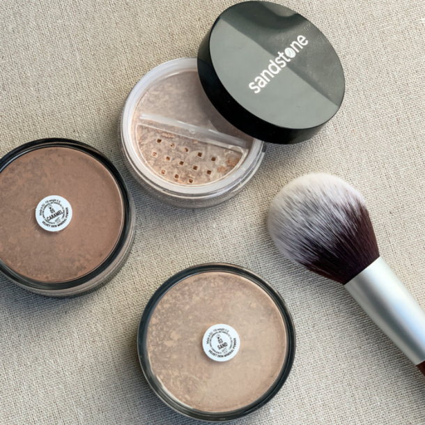 Sandstone Scandinavia Velvet Skin Loose Mineral Foundation 